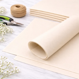 Folia piankowa w arkuszach 58×58 cm – kremowy